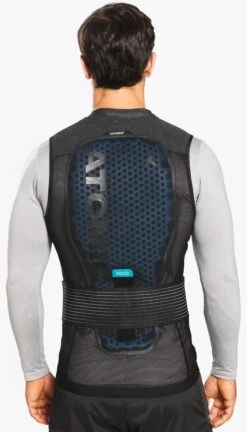 ATOMIC LIVE SHIELD VEST AMID Herren Protektorweste Ski Rückenprotector -ActionSport Würzburg Shop an5205034 1 modws live shield vest amid m all black